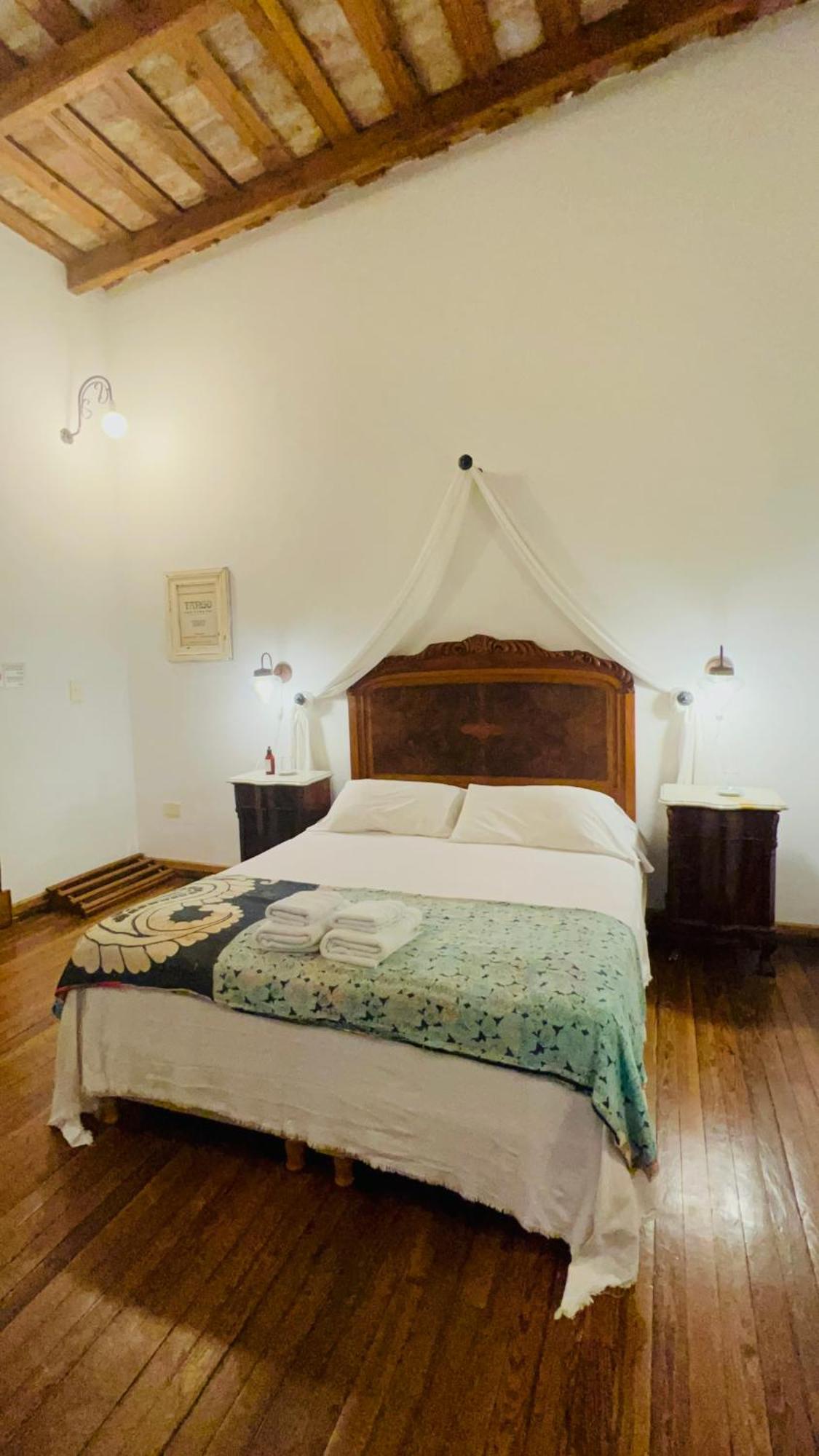 Hotel Antigua Casona Bed&Breakfast San Antonio de Areco Exterior foto